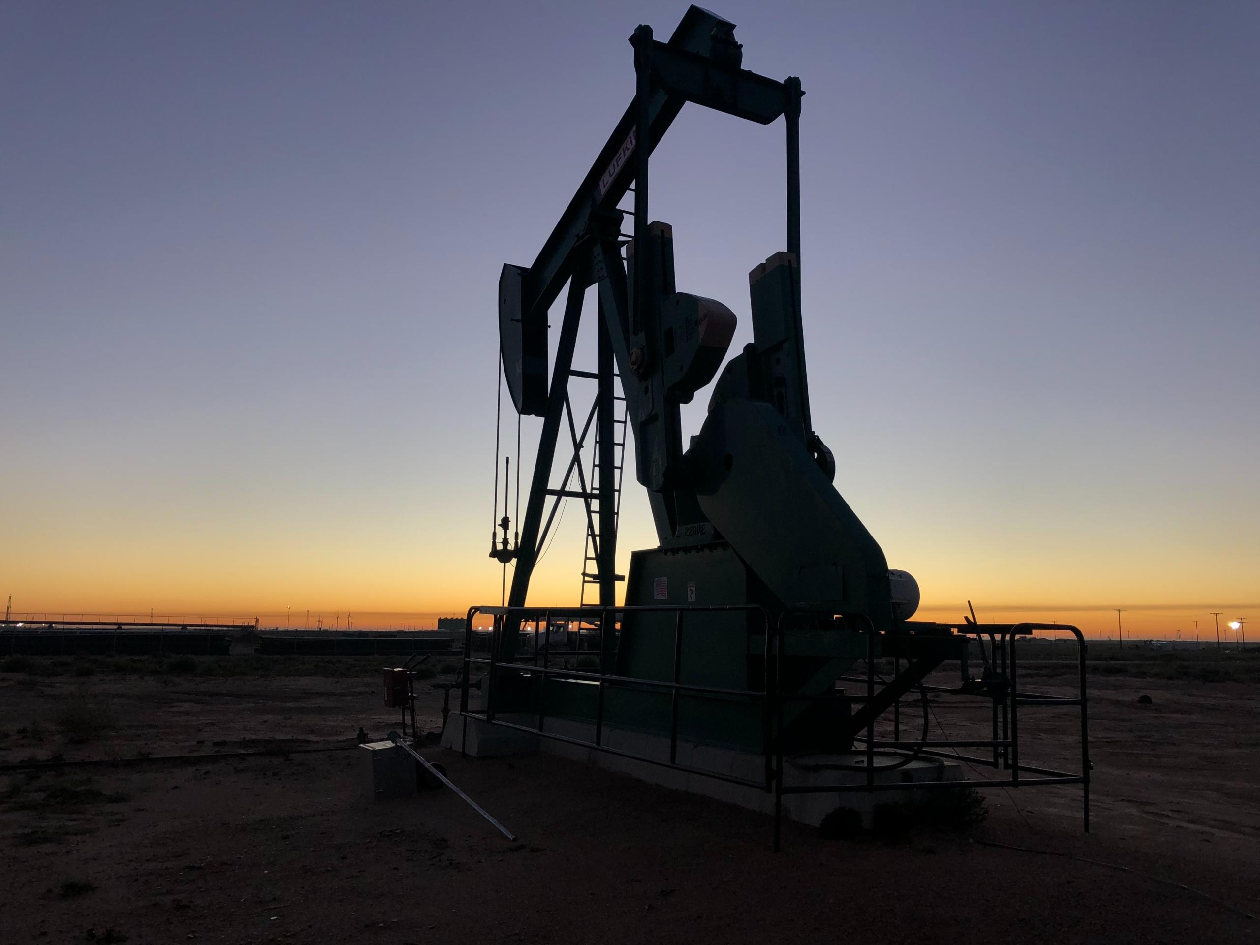 Oil and Gas needs lean, nimble and smart contracts to thrive